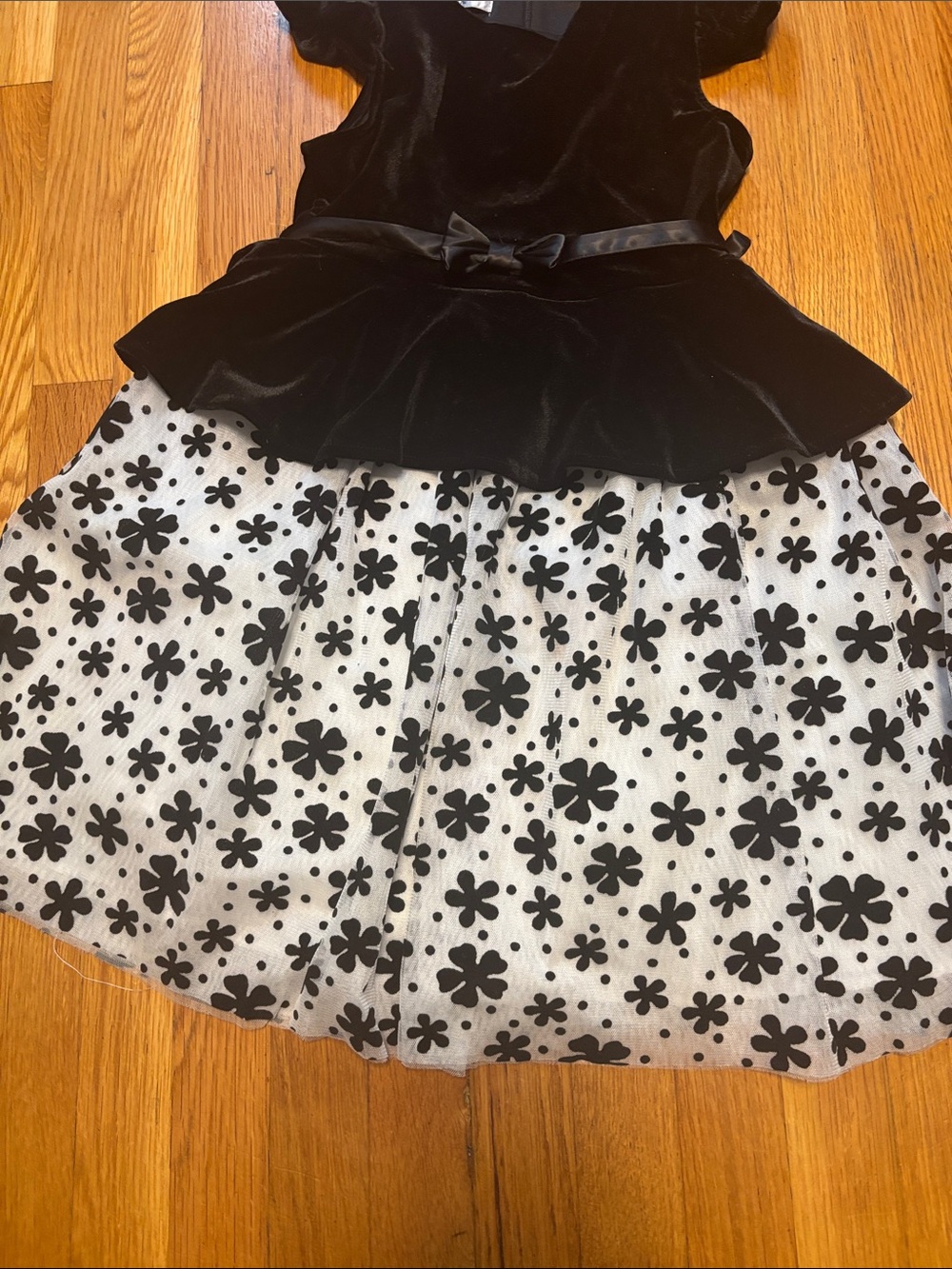 Badgley Mischka Black Velvet Peplum Dress with White Floral Skirt - Picture 4 of 6